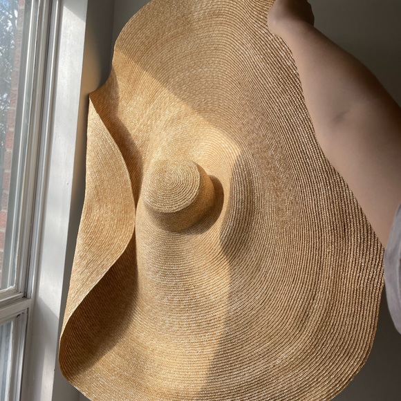 Iconic huge brim straw hat - Picture 2 of 6